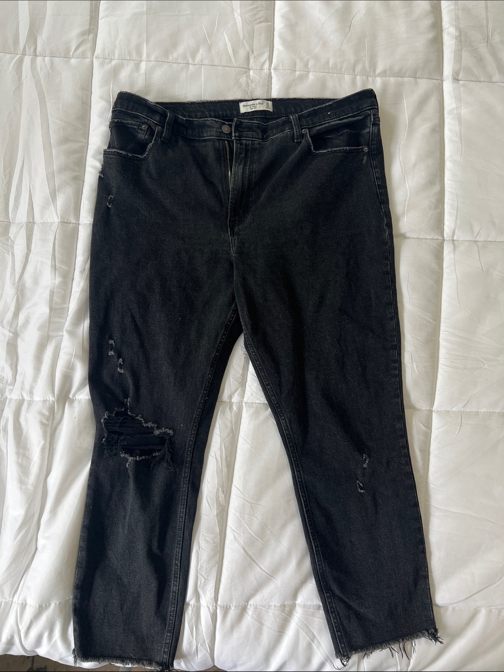 Abercrombie & Fitch Black The Skinny High Rise